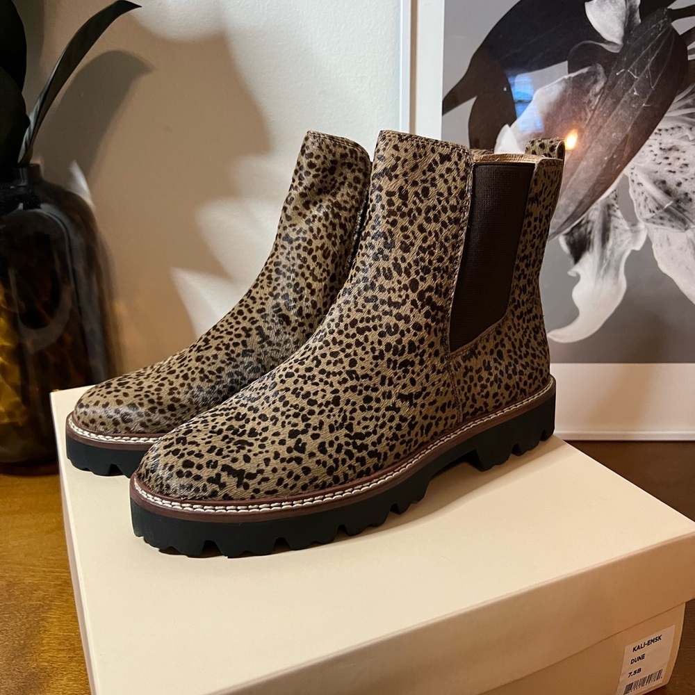 The Citywalk Lugsole Chelsea Boot in Calf Hair Leopard 7